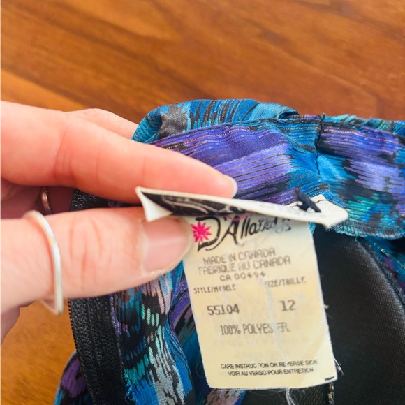 Vintage 80s–90s Pleated Midi Dress | D’Allaird’s | Size 12 | 28–36" Waist - Picture 3 of 12